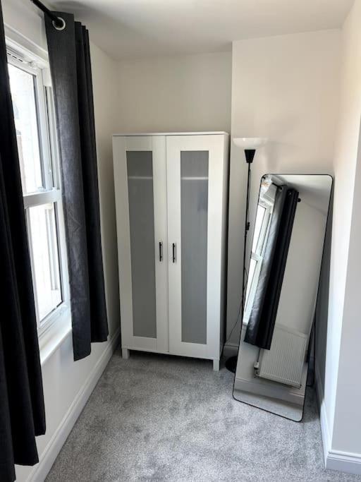 Central Chic 3 Bed, Great Location Winchester Luaran gambar